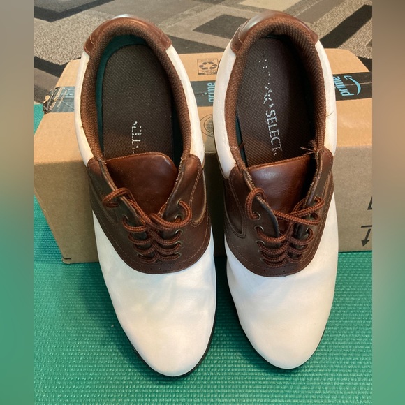 Pro Select 1805 Men's Brown and White Saddle Spikeless Golf Shoes - Picture 2 of 12